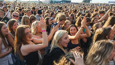 holbæk festival|Op mod 60.000 besøgende